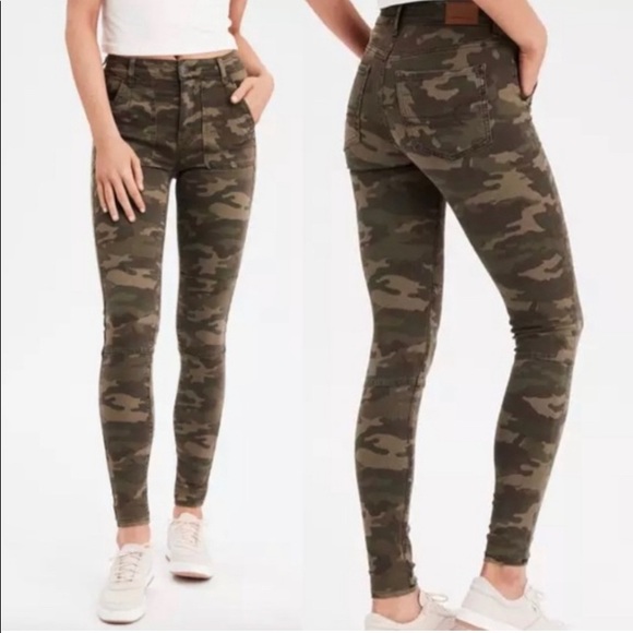 American Eagle Outfitters Hirise Camo 